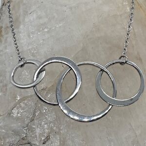 Interlocking Rings Pendant 18'' -‎ 20'' Chain Necklace Sterling 925 Silver 2.6g